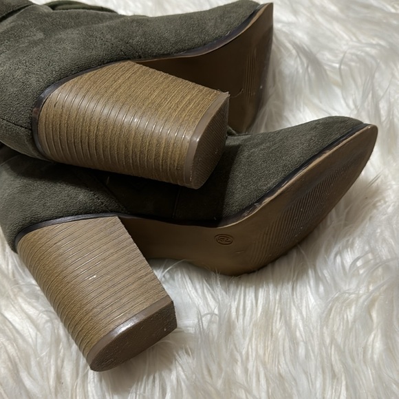 Candies lace up high heeled boot - Picture 3 of 8